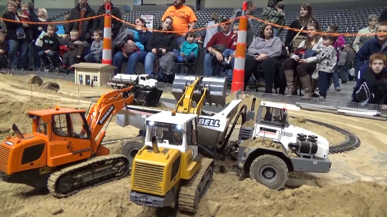 See it RC - Earth Moving Construction Equipment Show