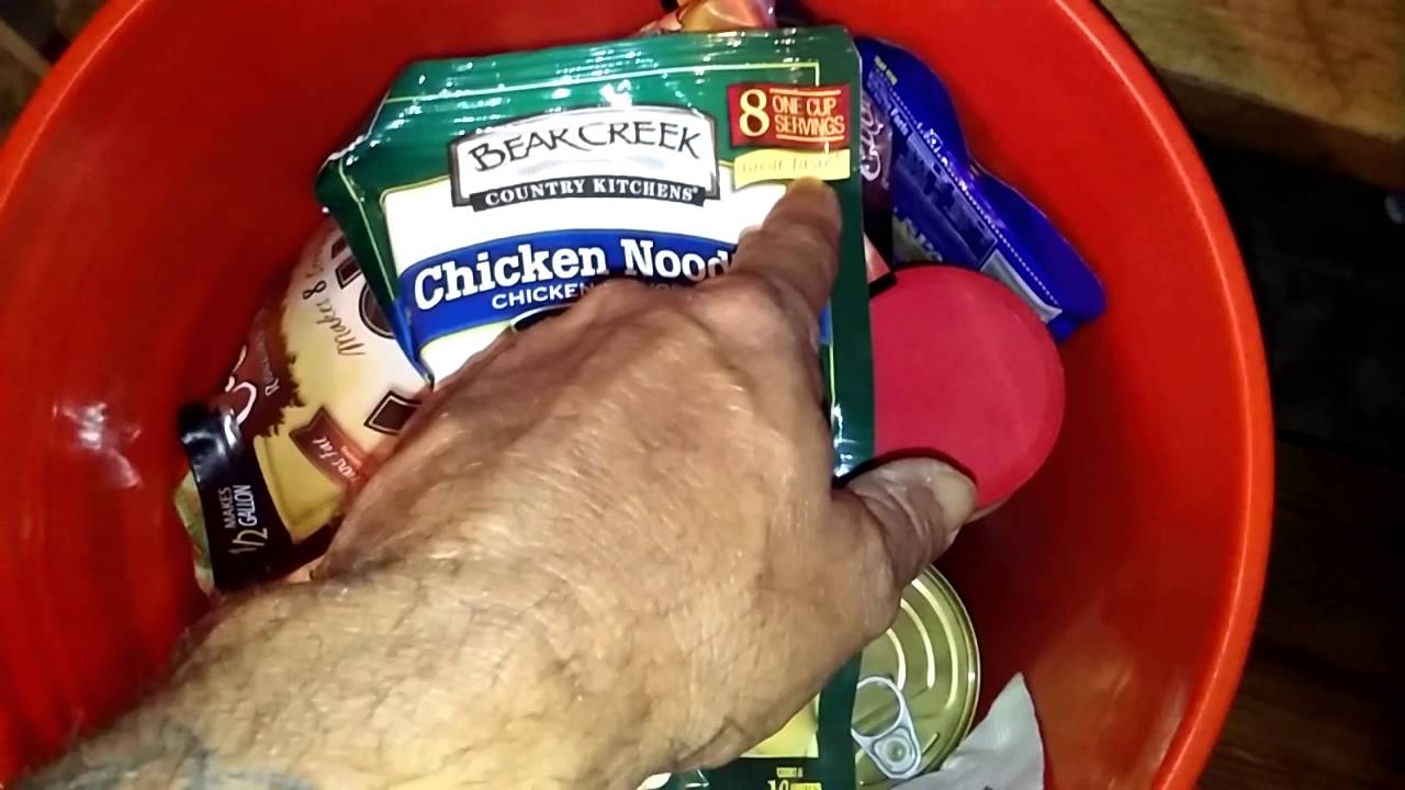 Bug out food bucket