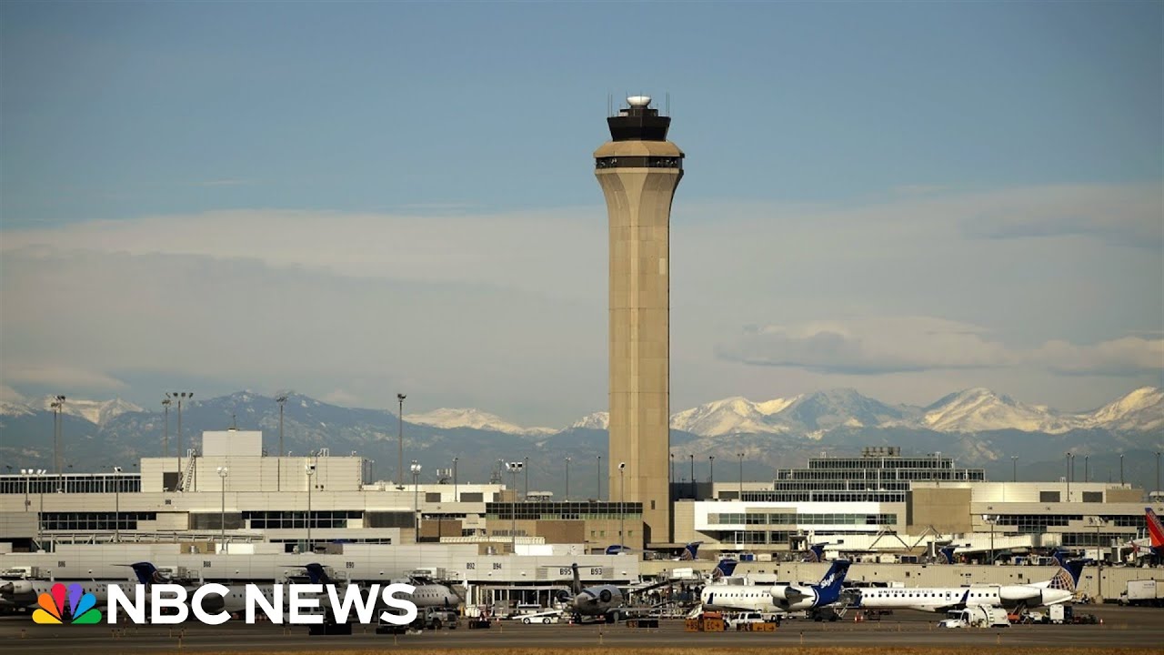 FAA reports brief communication outage at Denver International Airport