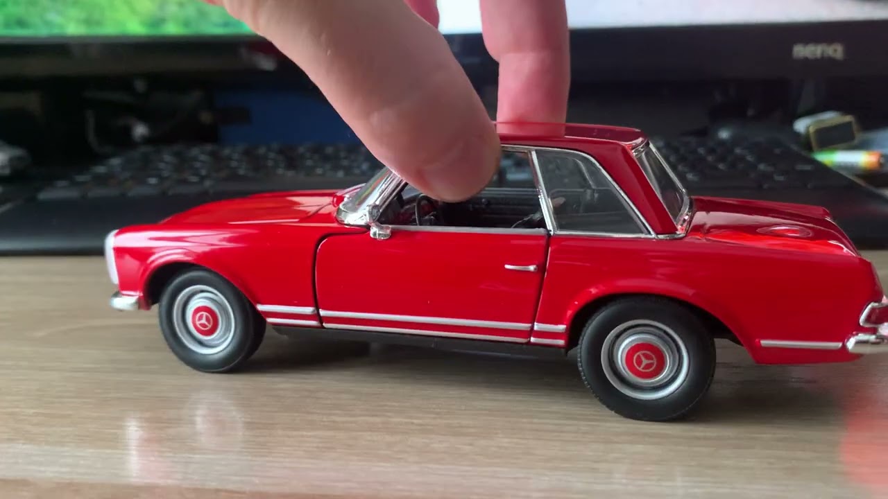 Обзор модели Mercedes-Benz 230SL в масштабе 1:24 от Welly