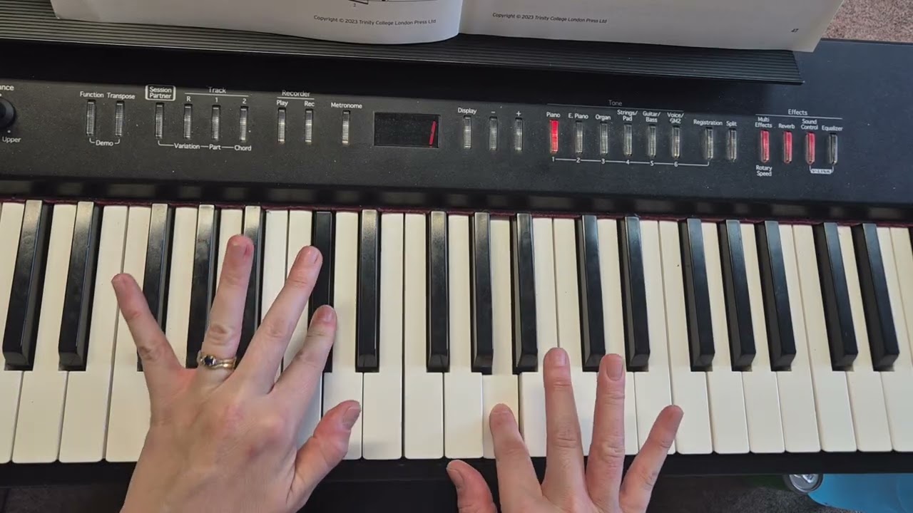 Video 3/3 Touch of Tango Grade 3 Trinity piano exercise