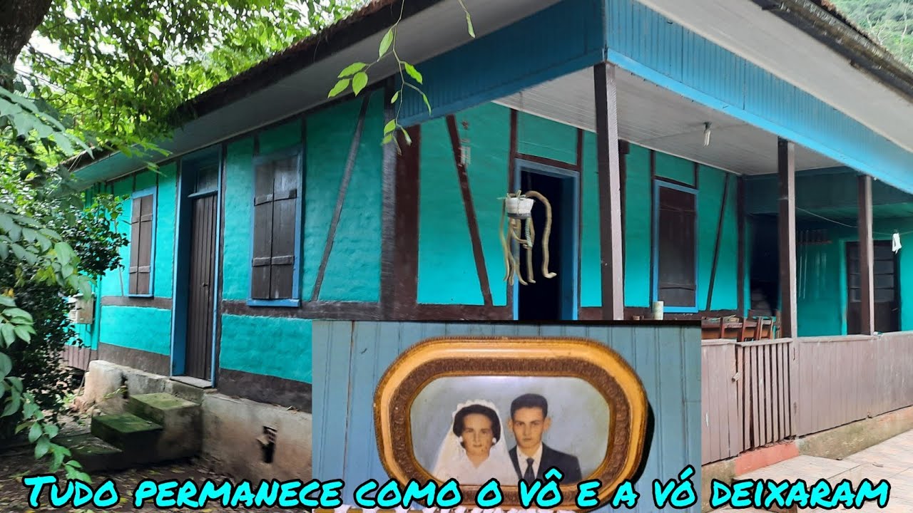 CASARÃO ESTILO GERMÂNICO COM TUDO DENTRO (MUITAS EMOÇÕES, MUITAS LEMBRANÇAS). VEM CONHECER!