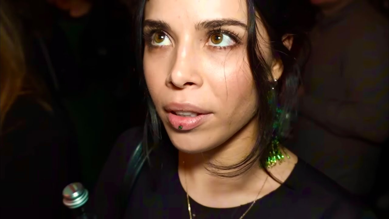 в мене сколіоз? спа в центрі Києва. премʼєра «Жив пес Сірко».