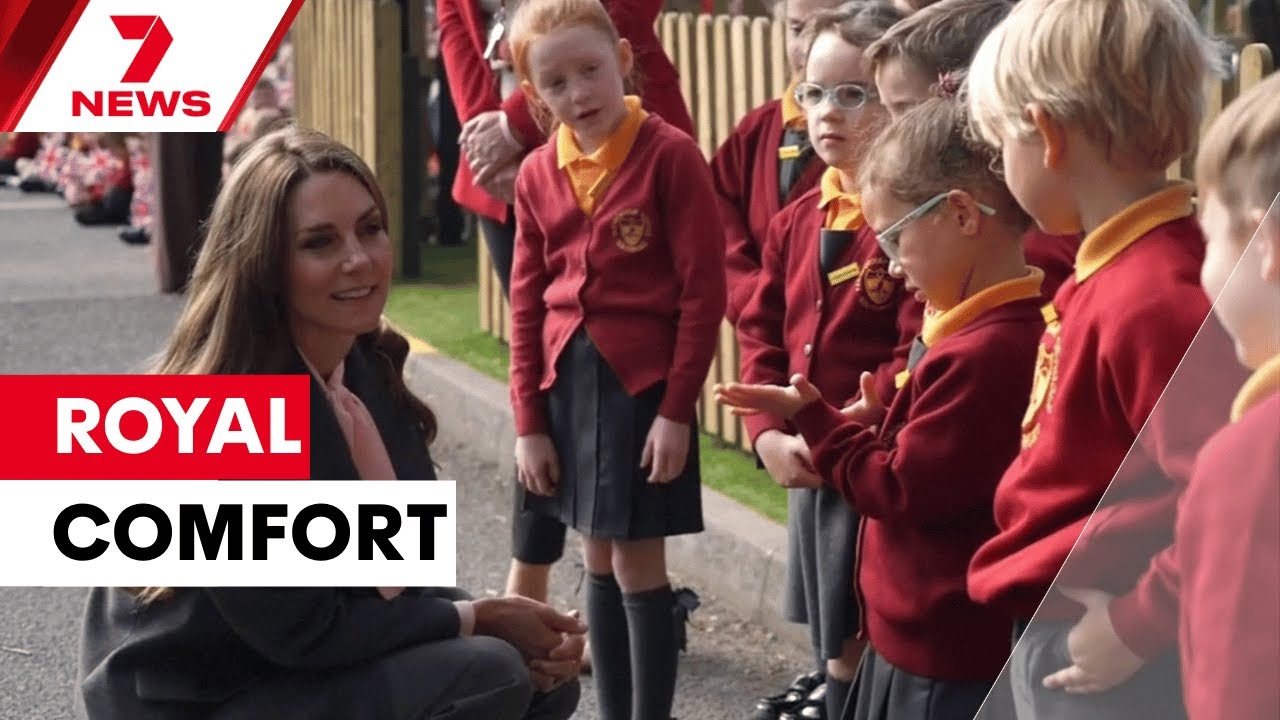 Prince William and Kate show support for Southport families | 7NEWS