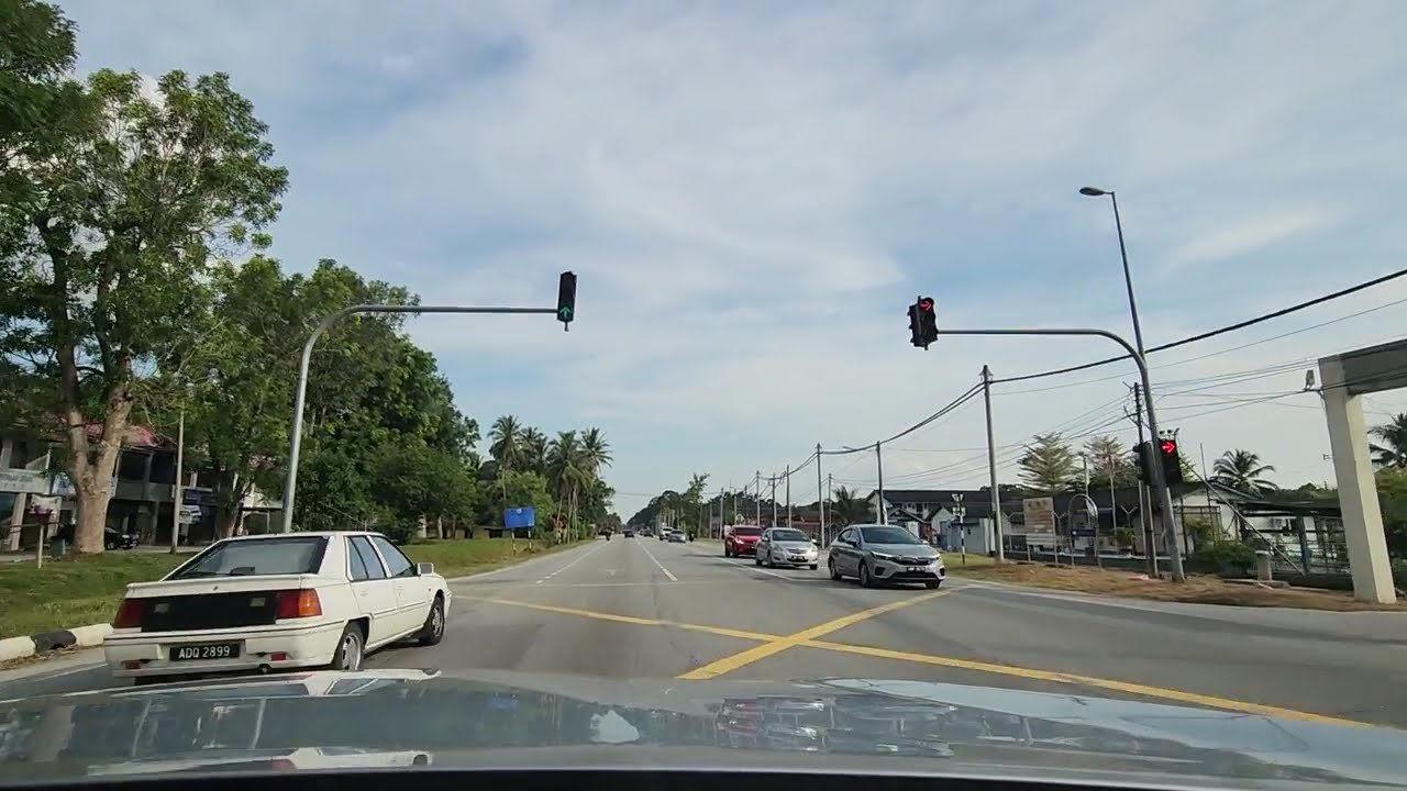 Skip the PLUS Expressway jam Simpang Pulai to Slim River Federal Road and Speed Trap at 60 kph