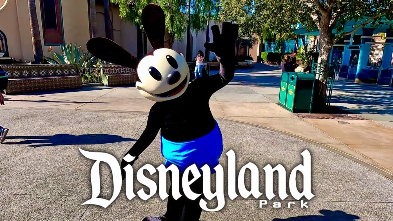 Beautiful Sunny January Walk of Pixar Pier and Grizzly Peak - Disneyland California Adventure 2025
