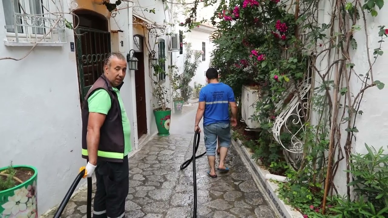 MARMARİS MARİNA KALE ETRAFI TEMİZLİĞİ
