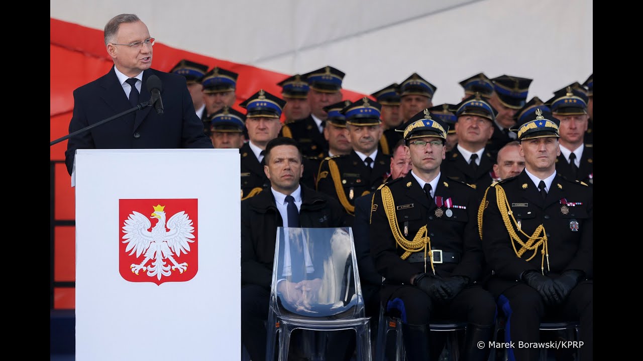 Warszawa | Wystąpienie Prezydenta Andrzeja Dudy podczas Centralnych obchodów Dnia Strażaka