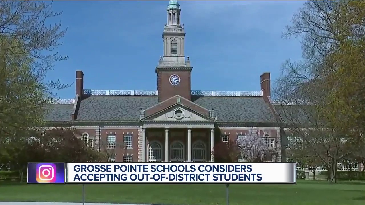 Grosse Pointe School considers accepting out of district students