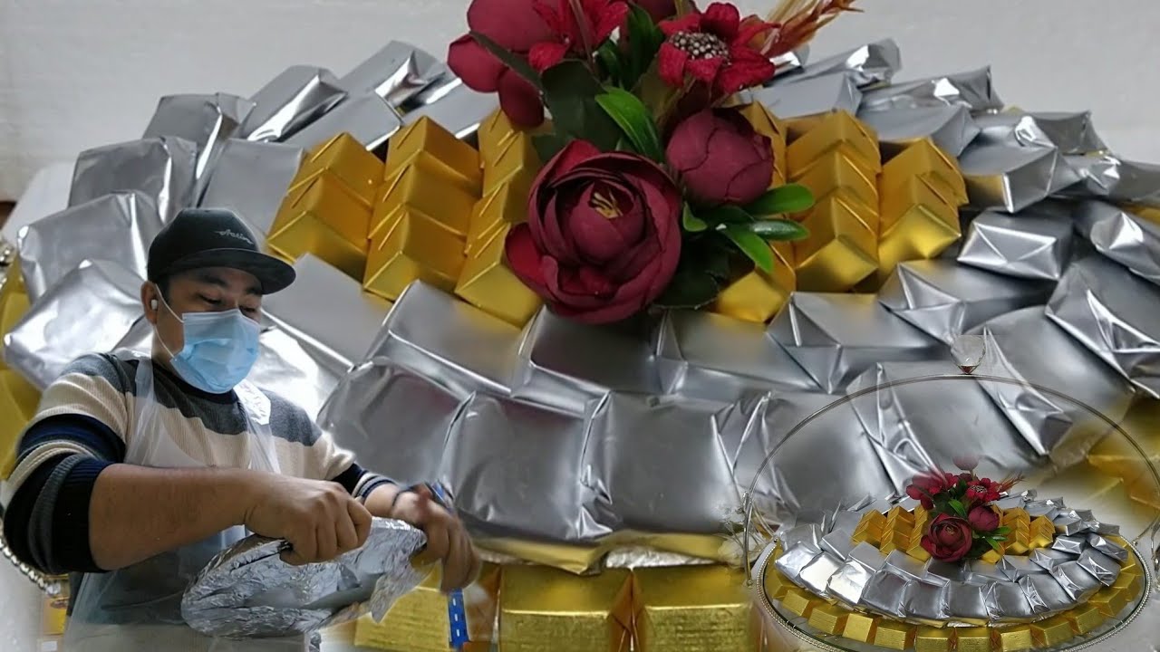 CHOCOLATE DECORATION IN OVAL TRAY