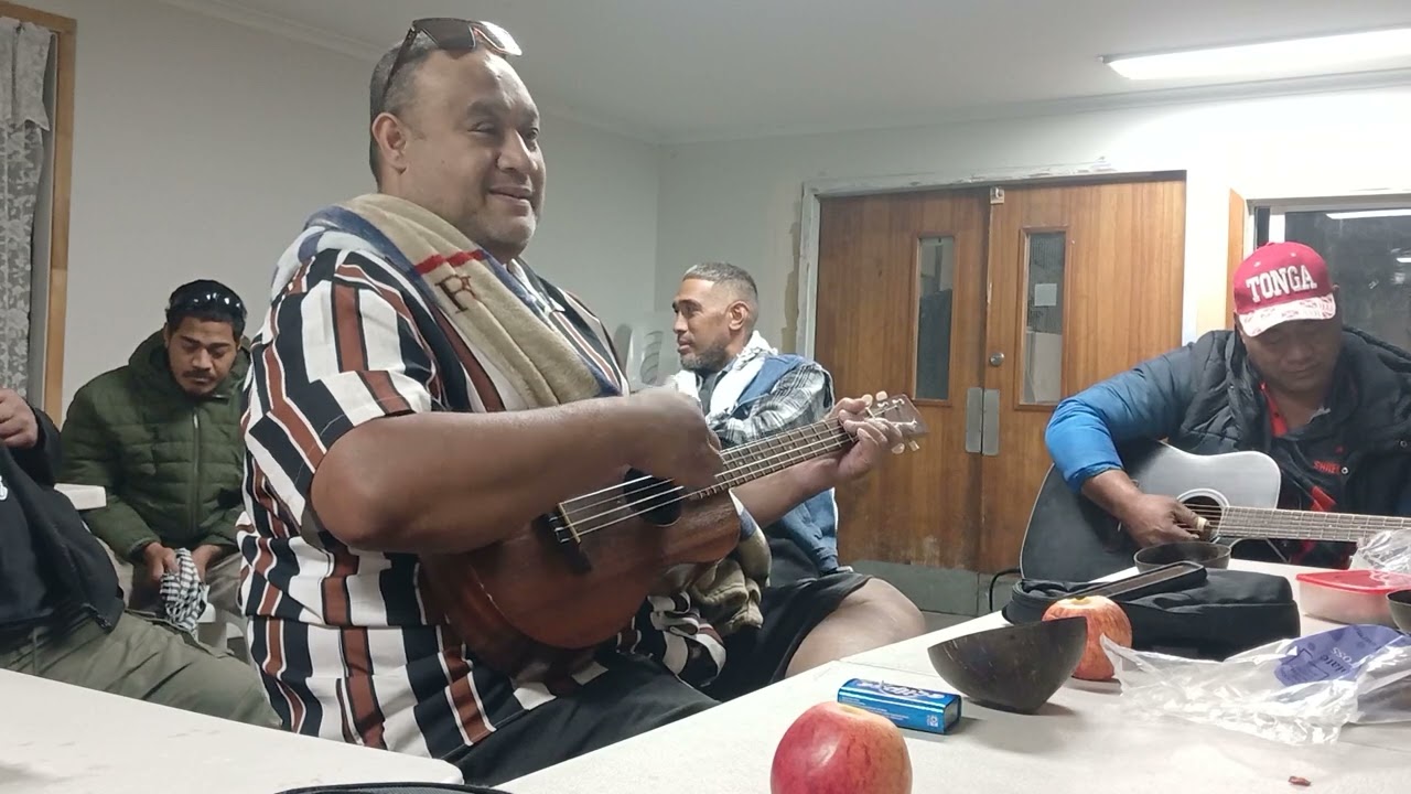PAIONIA HALAMAUMAU KOULA 