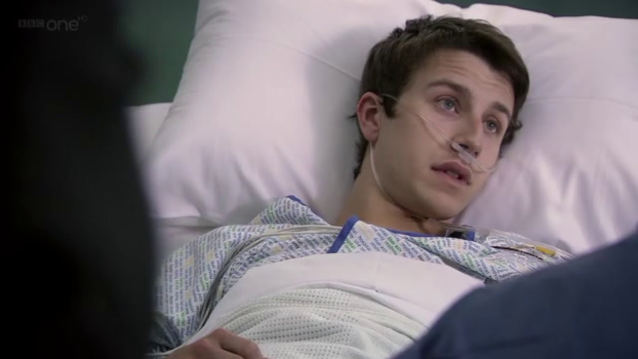 Holby City s13 e45 Hanssen scenes