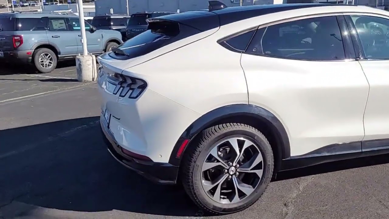 2021 Ford Mustang Mach-E Premium Sport Utility