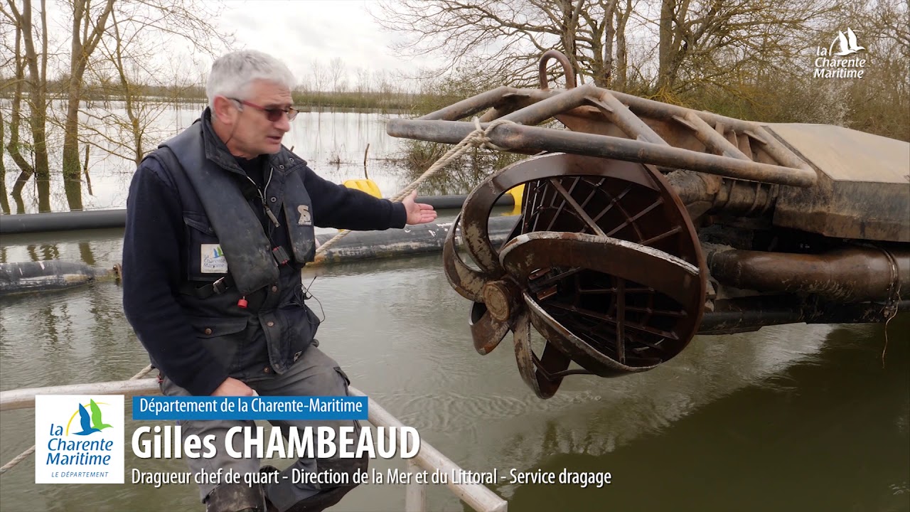 FOCUS 5 – Dévasement de la Charente –La Grande Mulette  - Une drague sur mesure