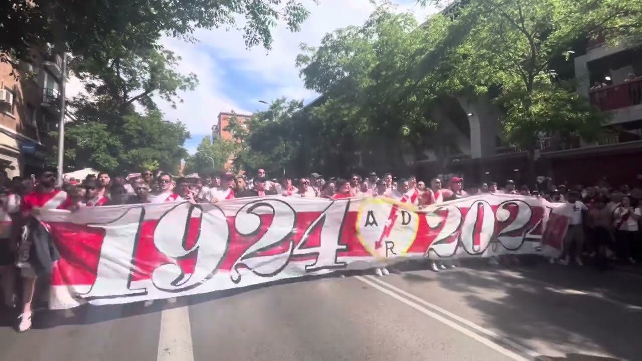 Corteo por el centenario del Rayo Vallecano