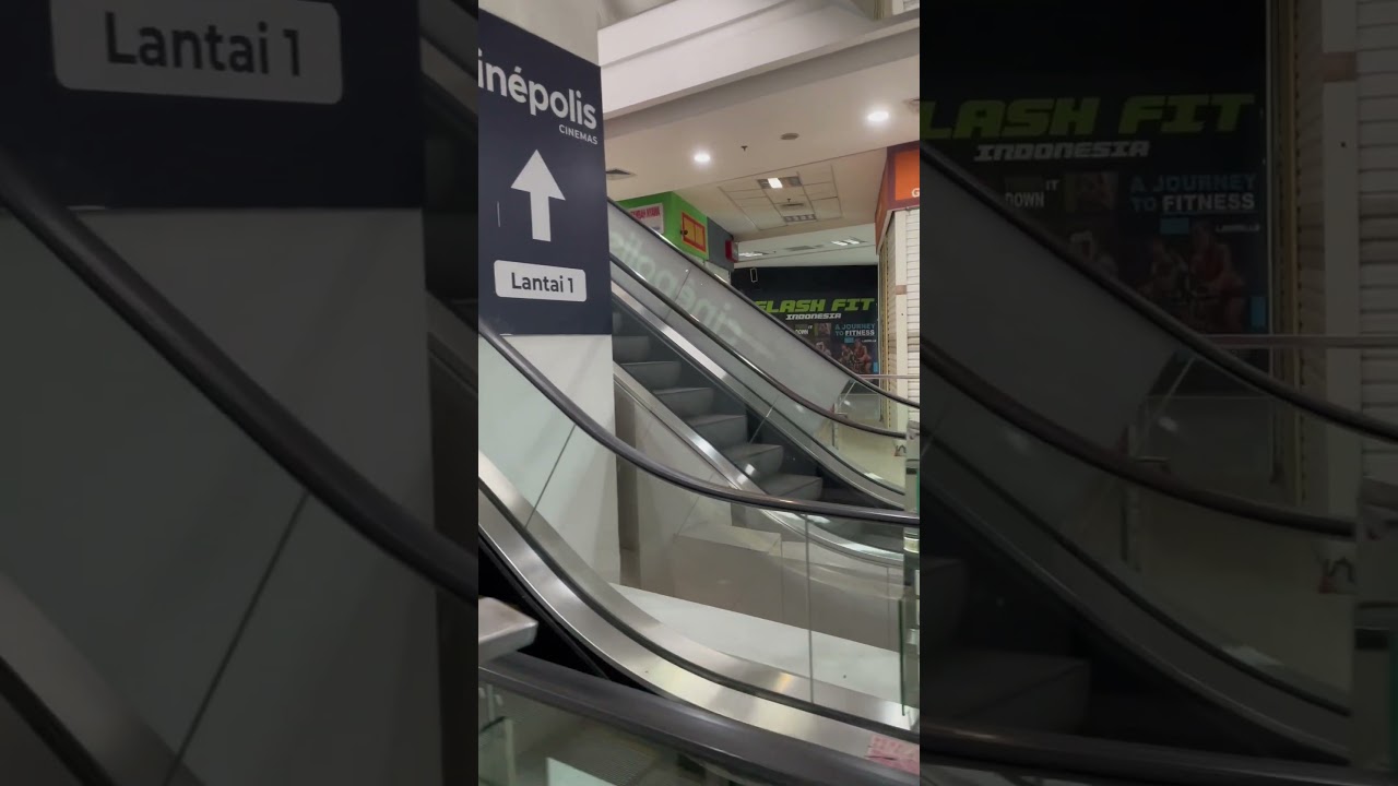Creepy Mall #cityoftomorrow #cito #surabaya #exploresurabaya #mallsurabaya