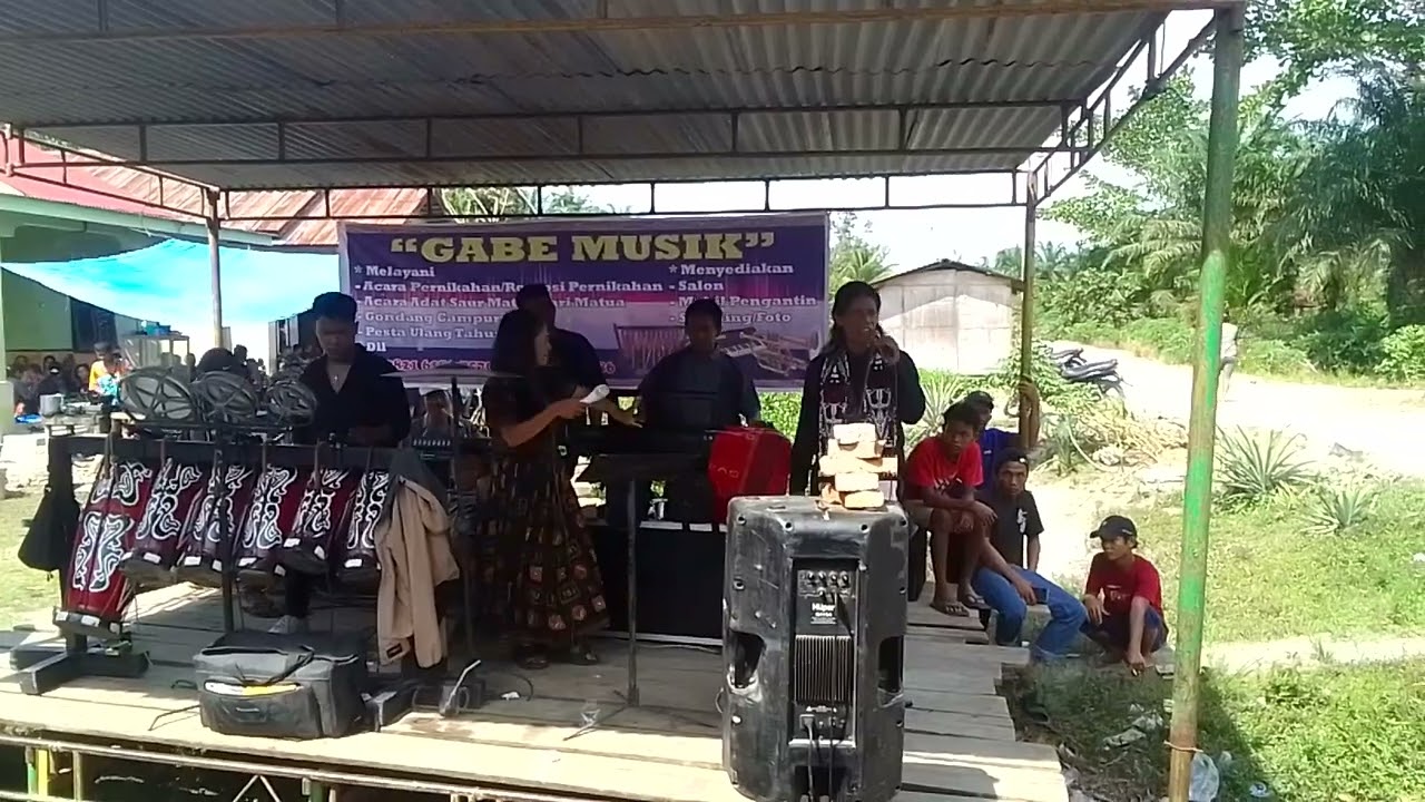 Lagu simalungun tias... versi tompul seruling goyang