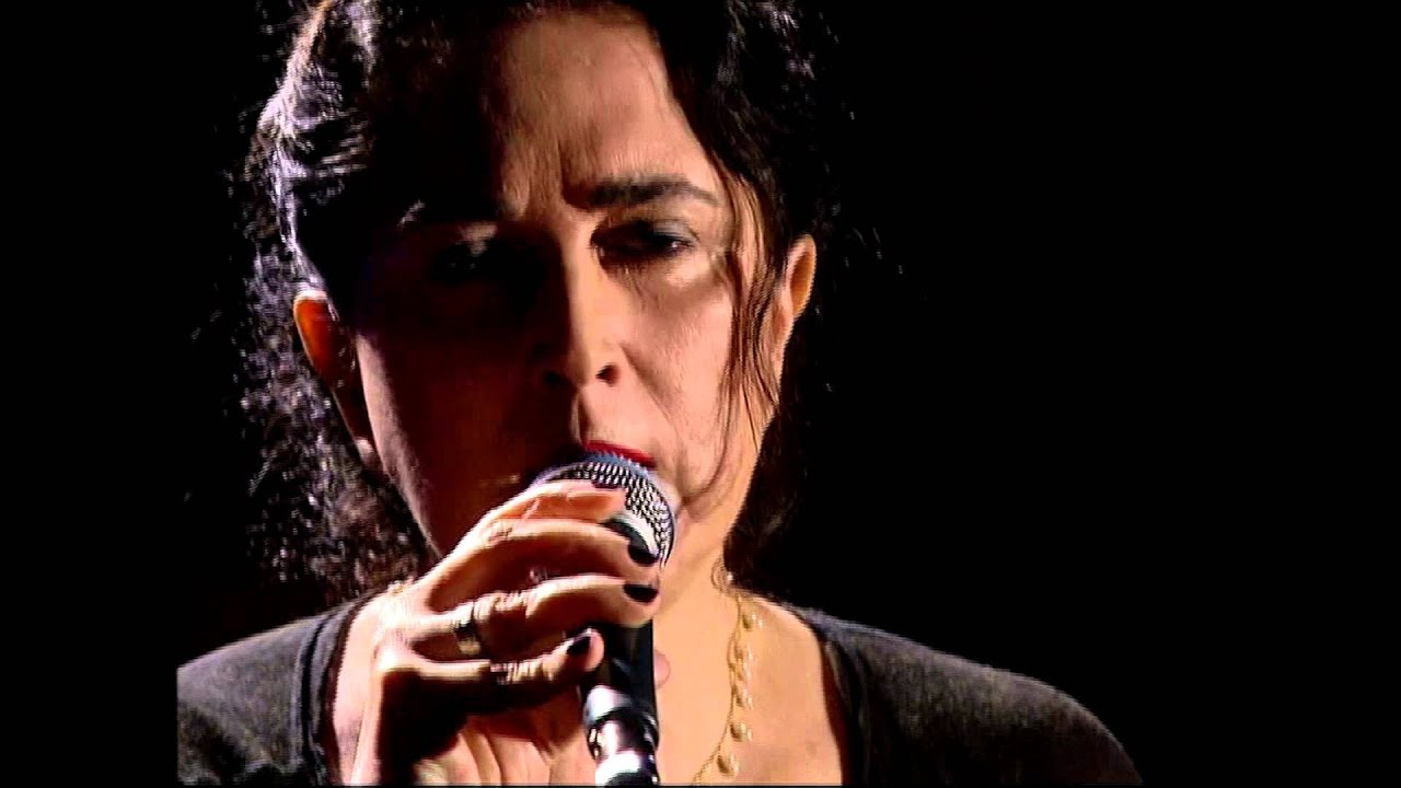 ?Paciência?, por Francis e Olivia Hime