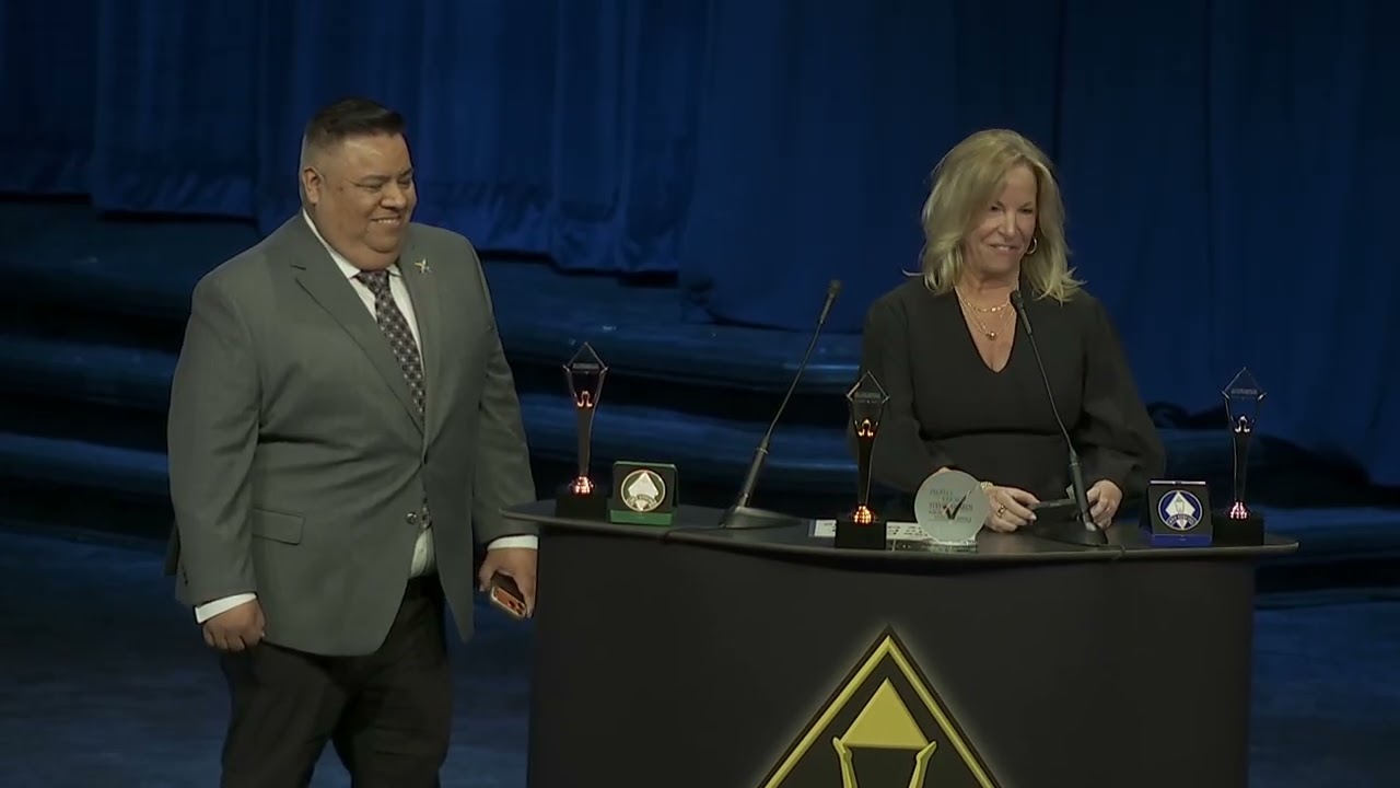 Компания American Airlines победила в премии Stevie® Awards 2026 в номинациях «Продажи и обслужив...