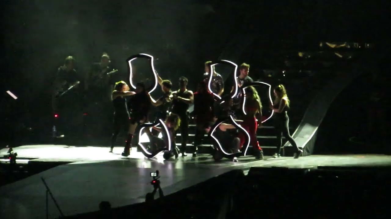 QUE HAY DETRÁS - RBD - SOY REBELDE TOUR - RIO DE JANEIRO - SHOW COMPLETO