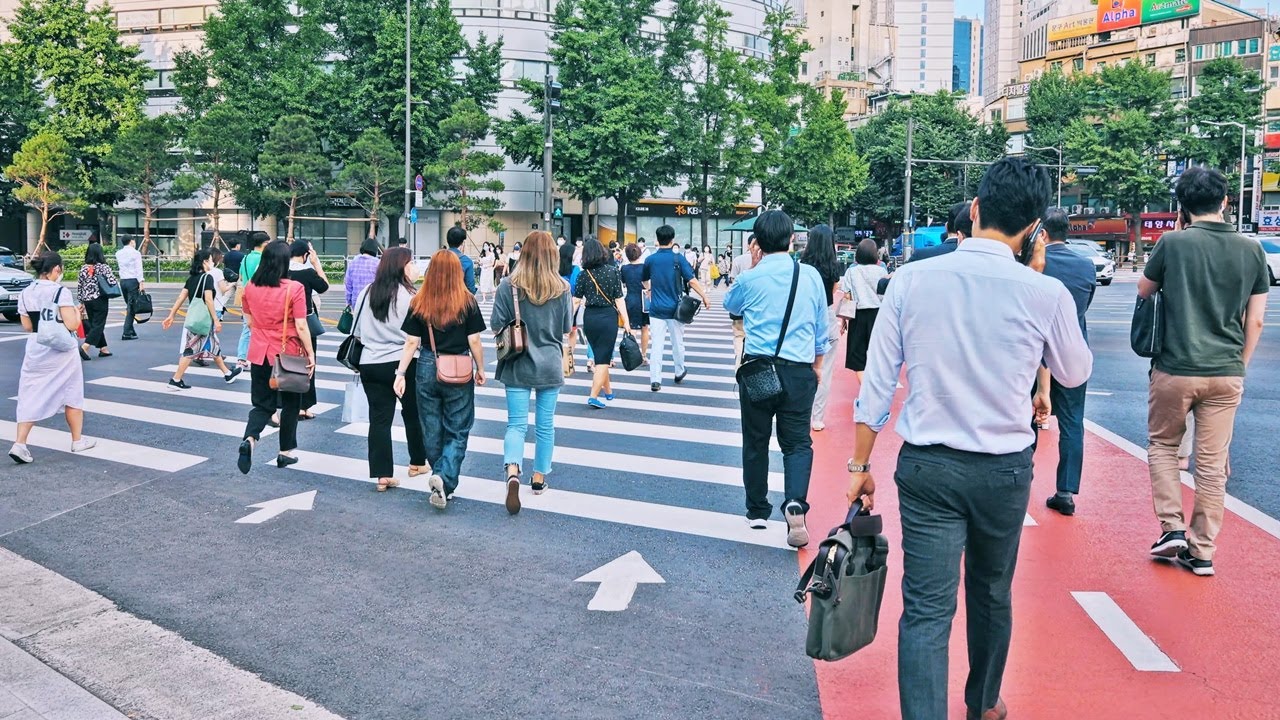 [4K] Time to go home, Thanks God It's Friday TGIF Jongno, Seoul | 시청-광화문-종로 퇴근길 풍경, 불금 주말이지만 이젠 거리두기