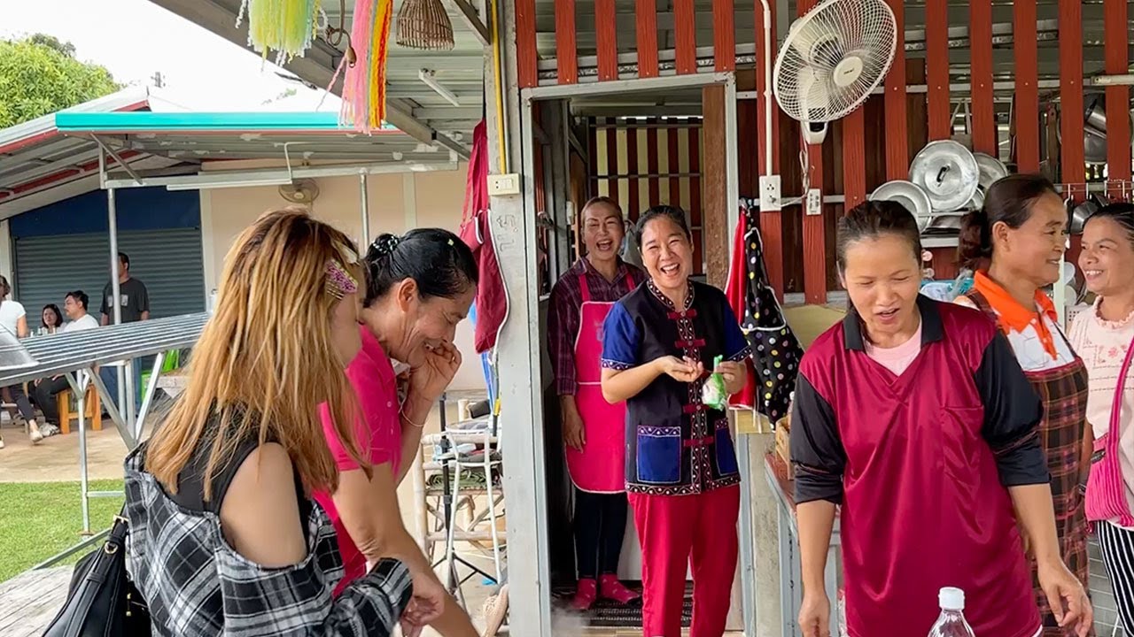 จัดเต็ม เฮดแนวกินหลายอย่างหลายแนว ทีเด็ดทุกเมนู ต้อนรับคุณนิคโค และทีมงานอีสานบ้านดงน้อย ม่วนขนาด!!