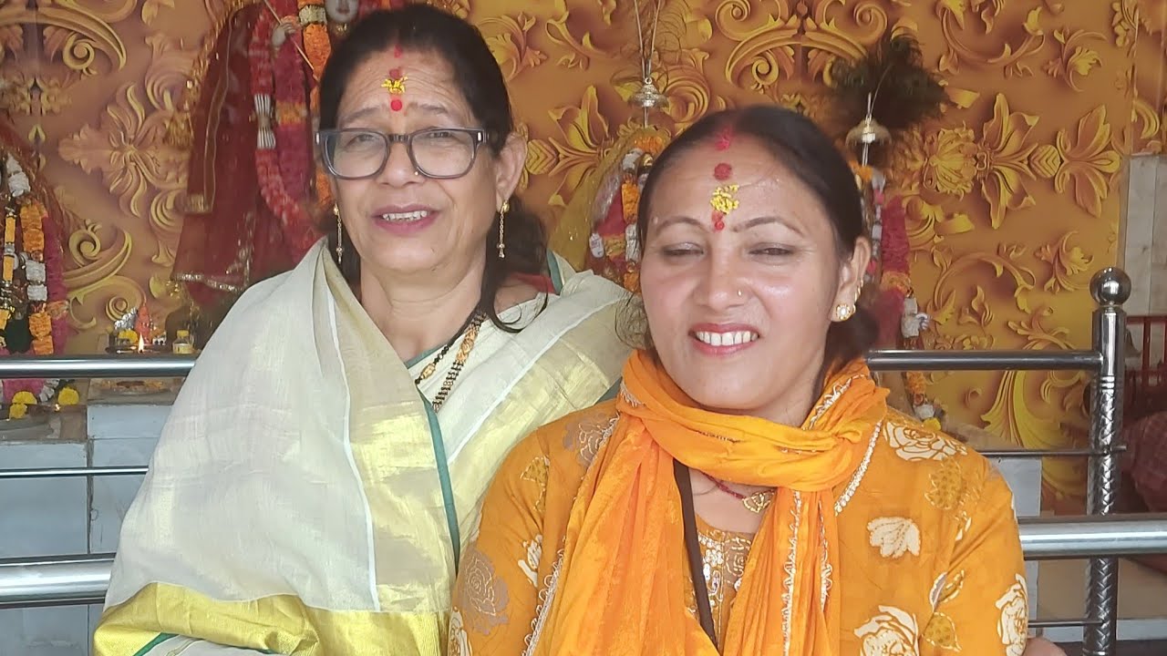 Deepa Phular लाइव है!