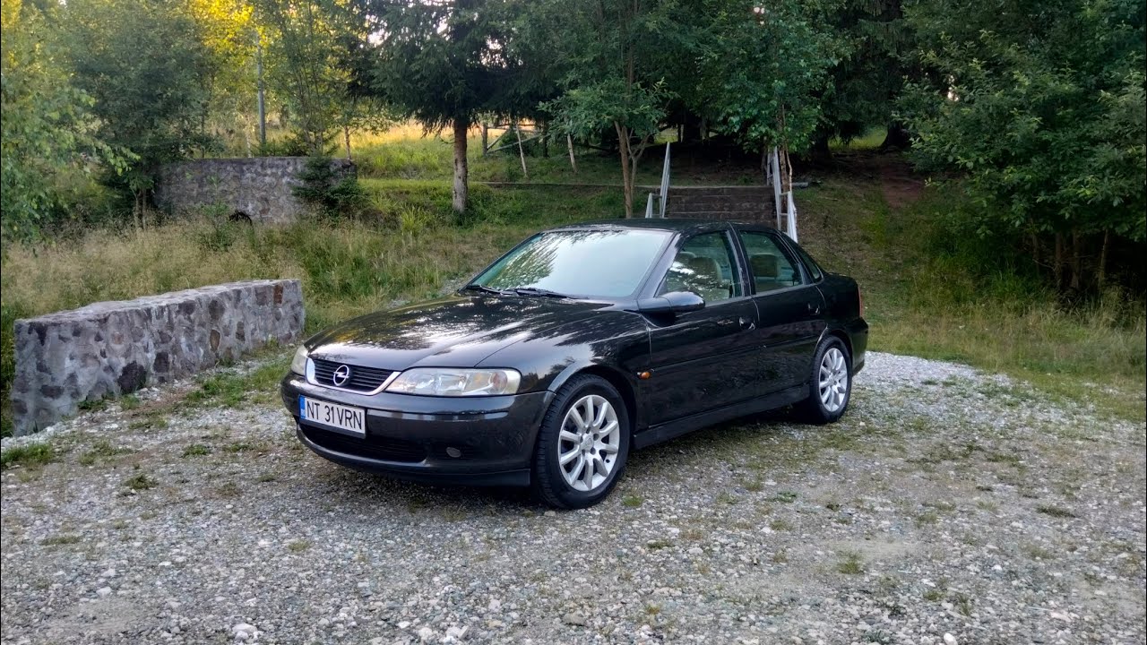 Cum se prezintă un Opel de 24 de ani? Prezentare Opel Vectra B2. 