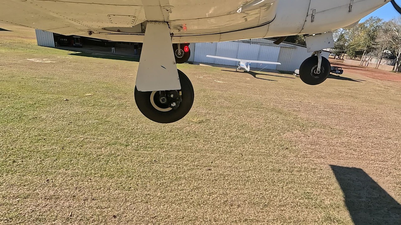 Soft Field Takeoff, J-22 Ranch (16FL) for a Short Hop to Roscoe Field (82J) in a '59 Piper Comanche
