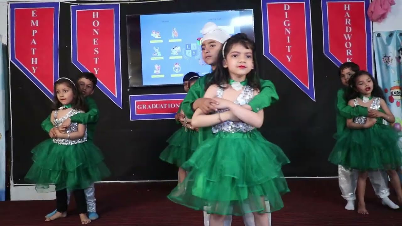 Dance Performance By Kids On Graduation day in Little Angel's Play School kalanwali Best playway