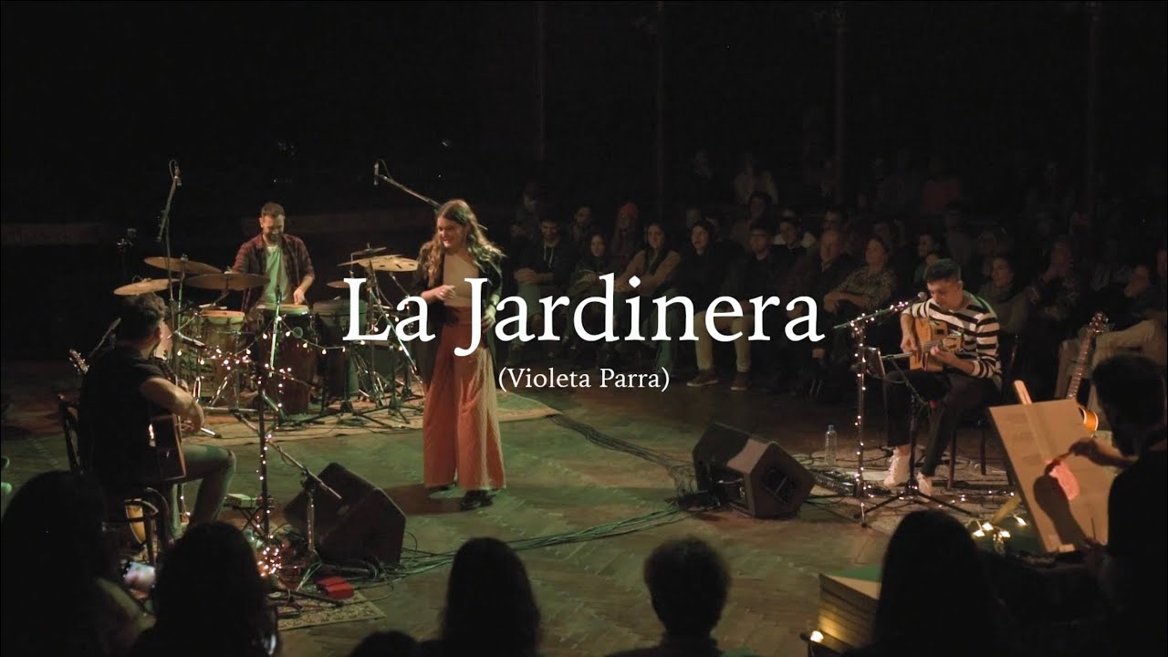 Dos M&aacute;s Uno ft. Maggie Cullen - La Jardinera (En Vivo en el Teatro Xirgu)