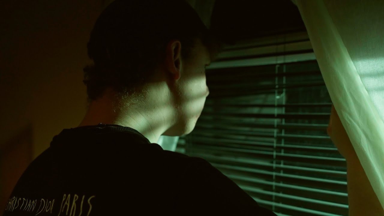 'A LOOSE WIRE' (Short Thriller Film)