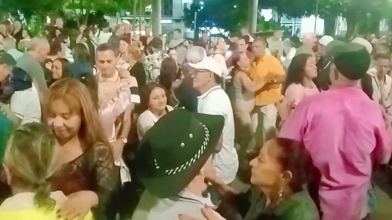 8 de febrero 2026 el conejo de consuelo al estilo de los integrados parranderos 