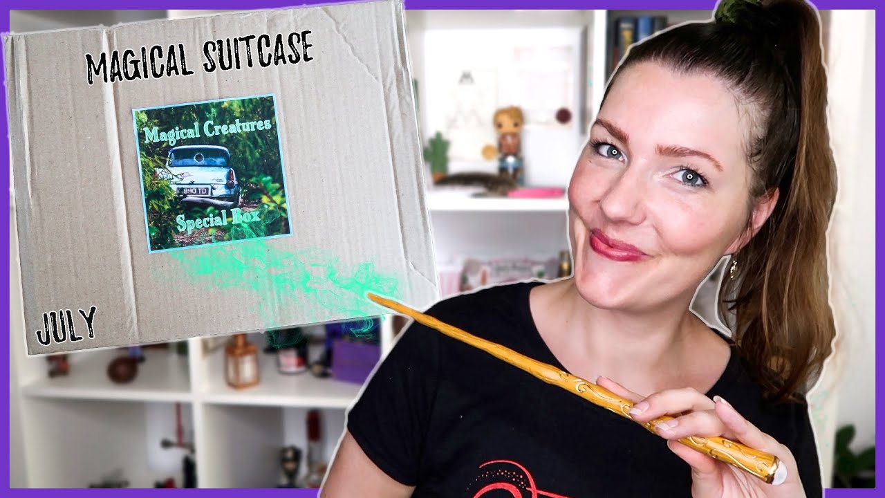 Unboxing MAGICAL SUITCASE: Harry Potter MAGICAL CREATURES Box (July 2020)