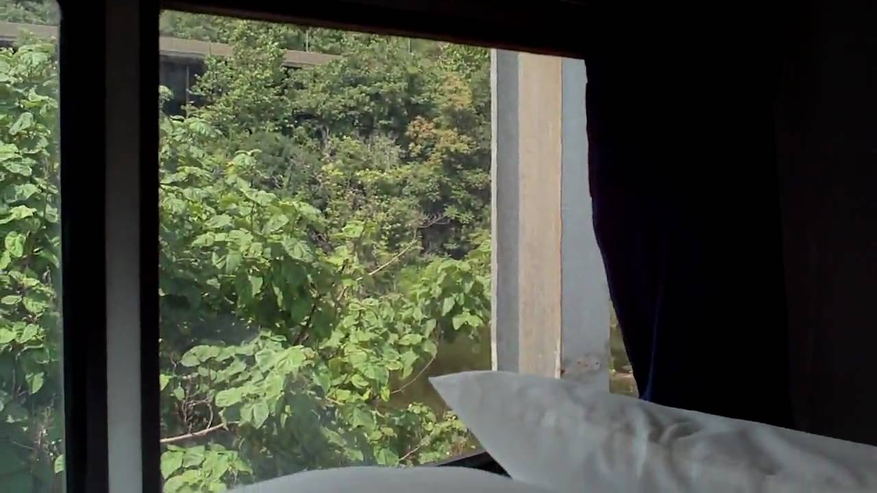 Tour / review of Amtrak sleeper car