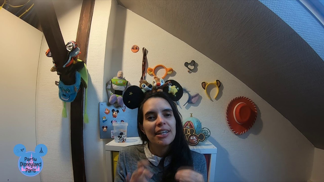 Como &eacute; o Caf&eacute; Hyperion, na Disneyland Paris