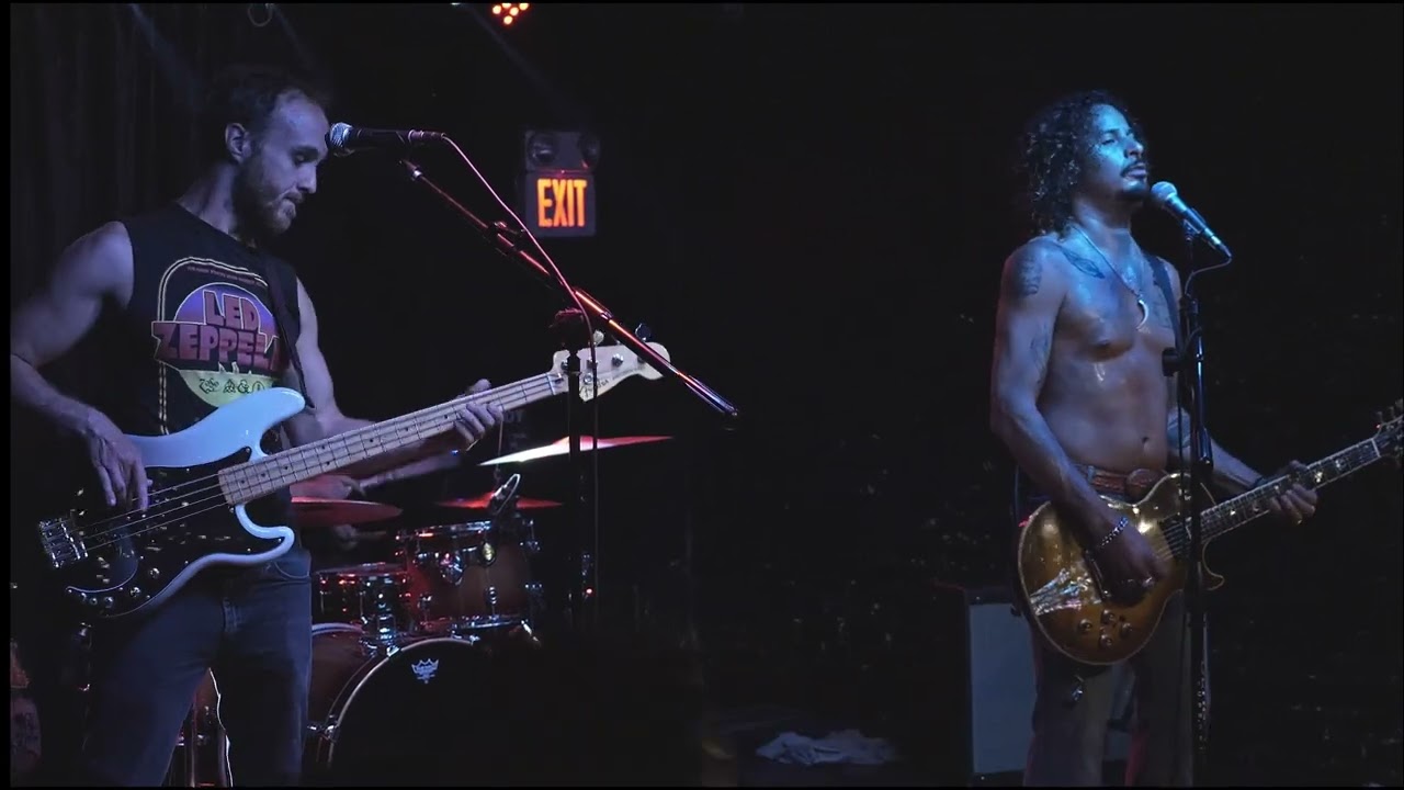 Feels Good Tho - Ricky Liontones Revue 2023.08.18 LiveWire Lounge Chicago