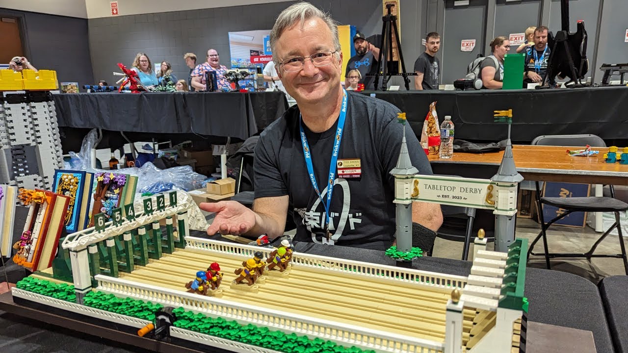 LEGO Tabletop Derby with running horses!