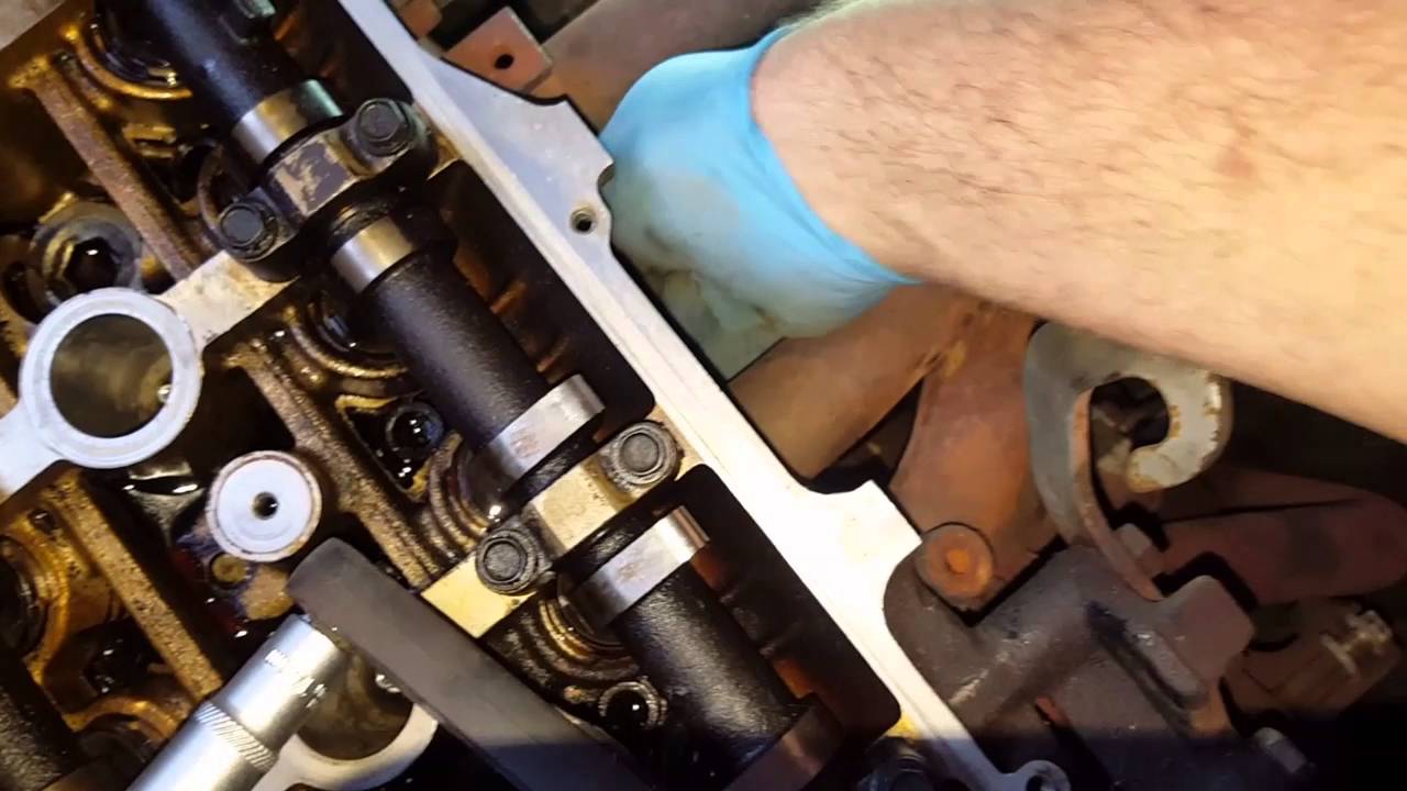 Removing and cleaning the engine - Toyota MR2 MK2 (part 4)