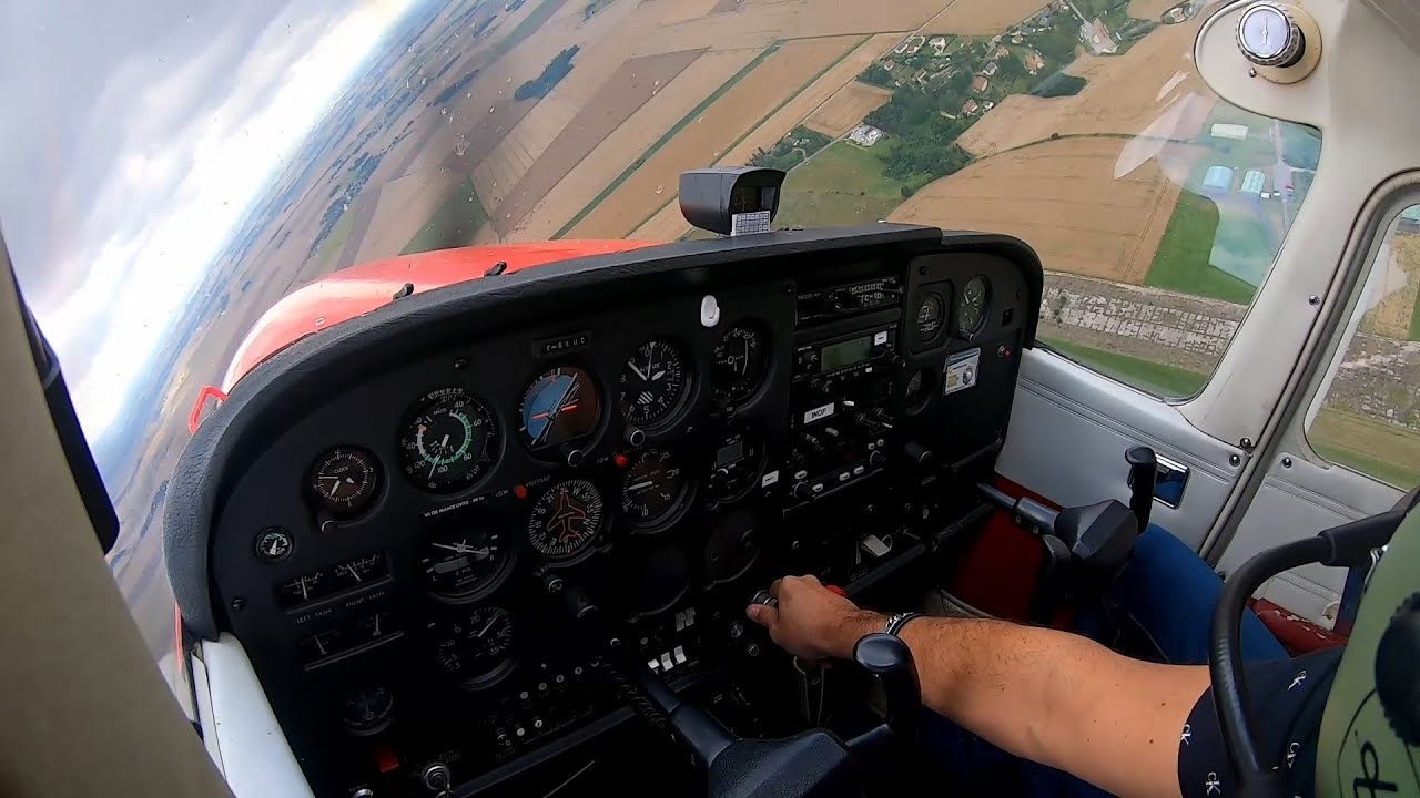 Vol en Cessna 172 au dessus de la Normandie.