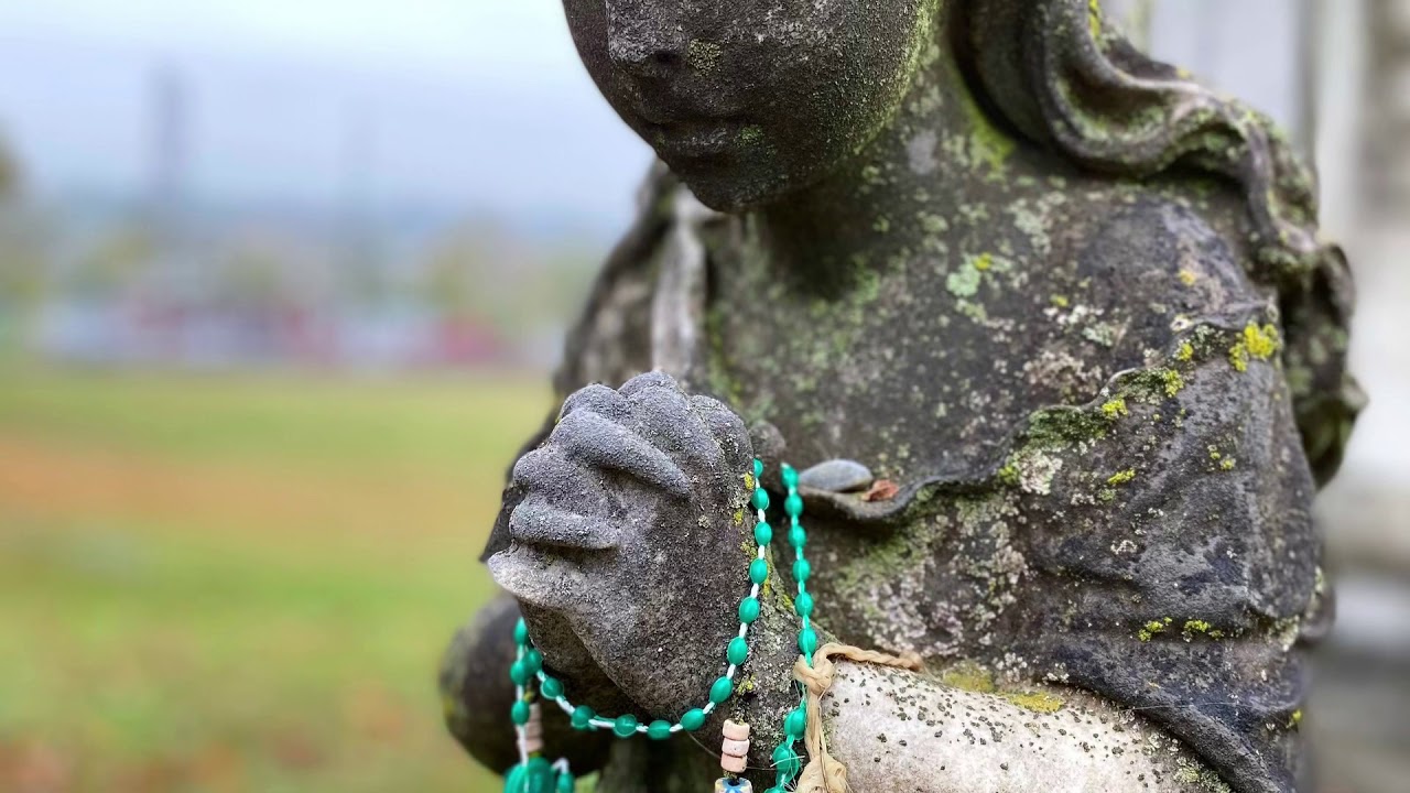 Ghost Voices at Mt Olivet. Looking in tombs and finding a ritual.