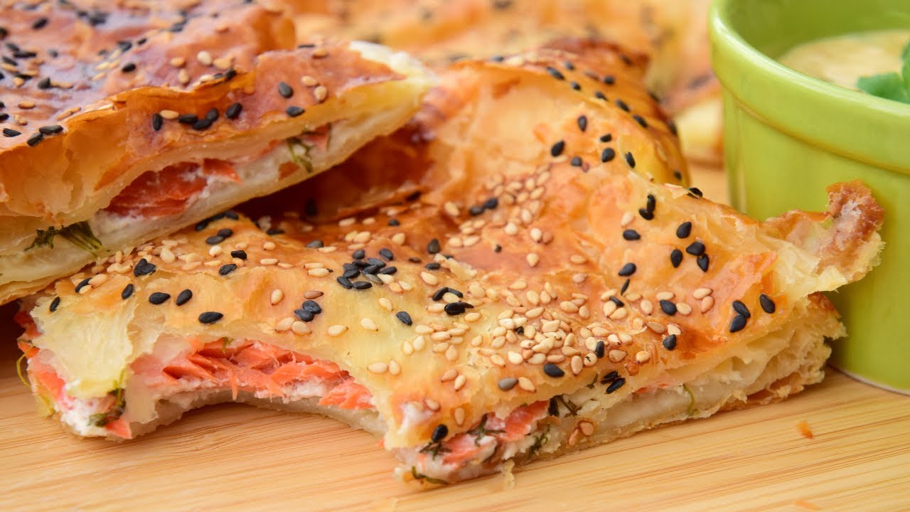 The most beloved appetizer for October! Smoked salmon cream cheese puff pastry