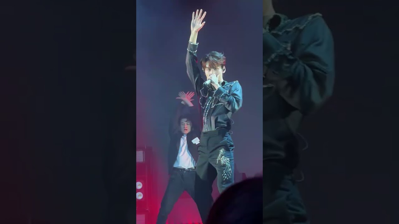 Zhou Keyu 1st Solo Guangzhou Tour - Gimme! Gimme! Gimme!