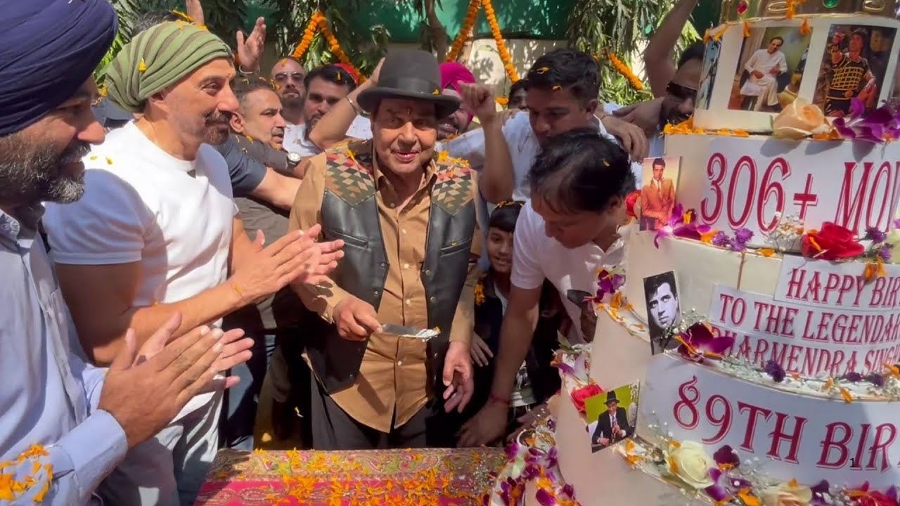 Dharmendra ने बेटे Sunny Deol, Bobby Deol संग मनाया अपना 89th Birthday, Fans के साथ मनाया जश्न