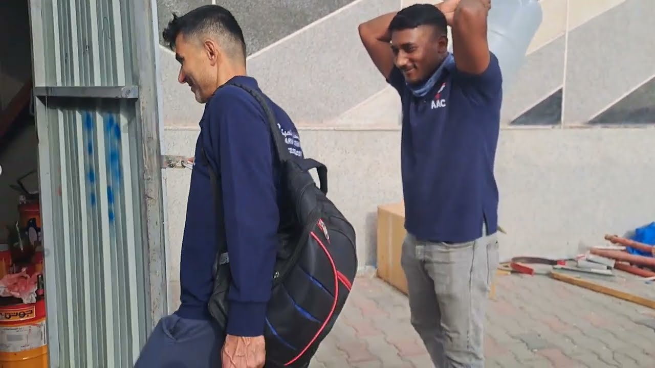 সৌদি আরবে অনেক বড় একটা কম্পানিতে কিভাবে কাজ করে দেখুন।