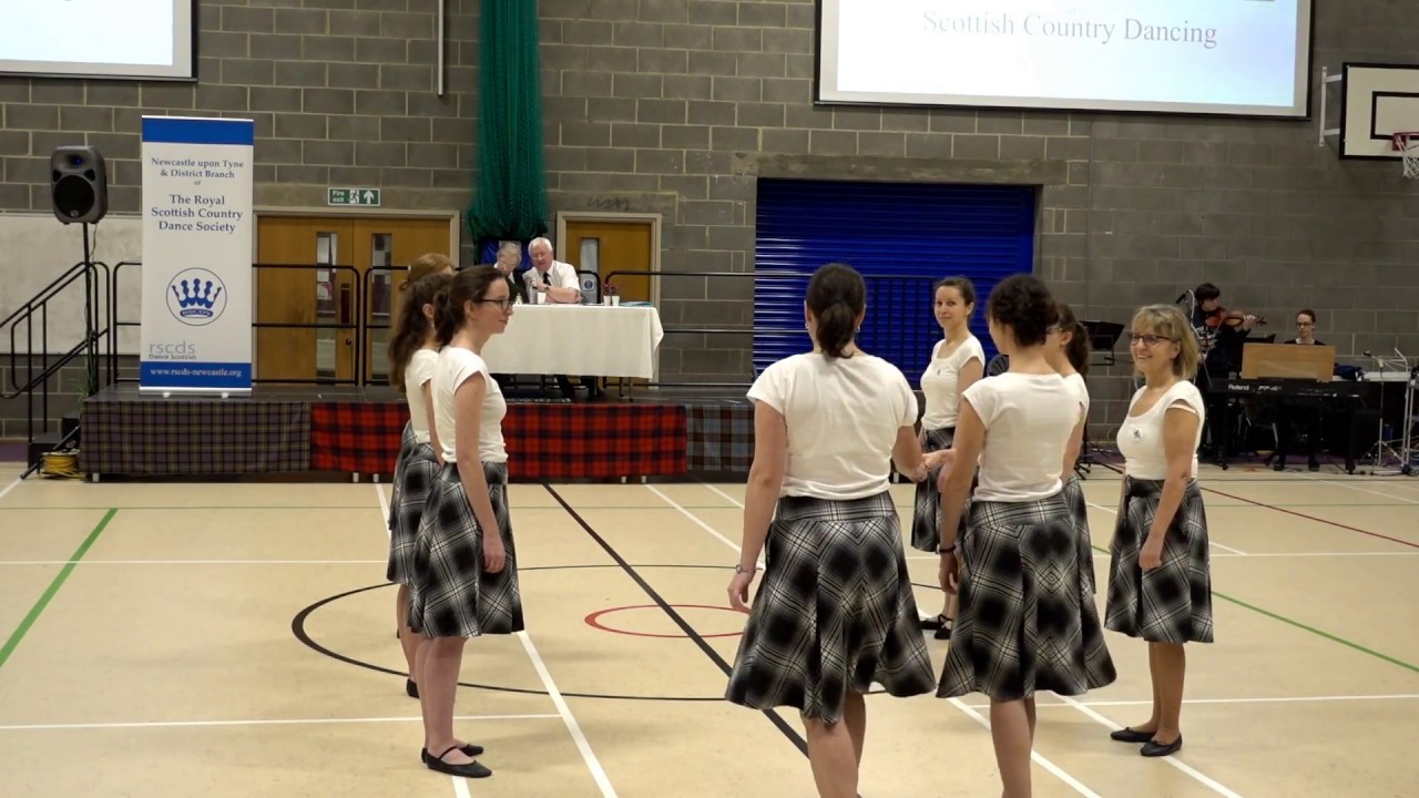 Newcastle Festival 2017 - Lyon Ladies II - Delvine Side