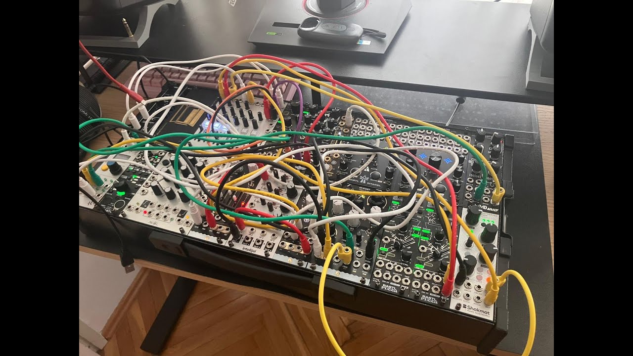 Modular Techno - Jamuary #7 / Randomized Nano Modules ONA lead / Bastl Instruments Crust / others