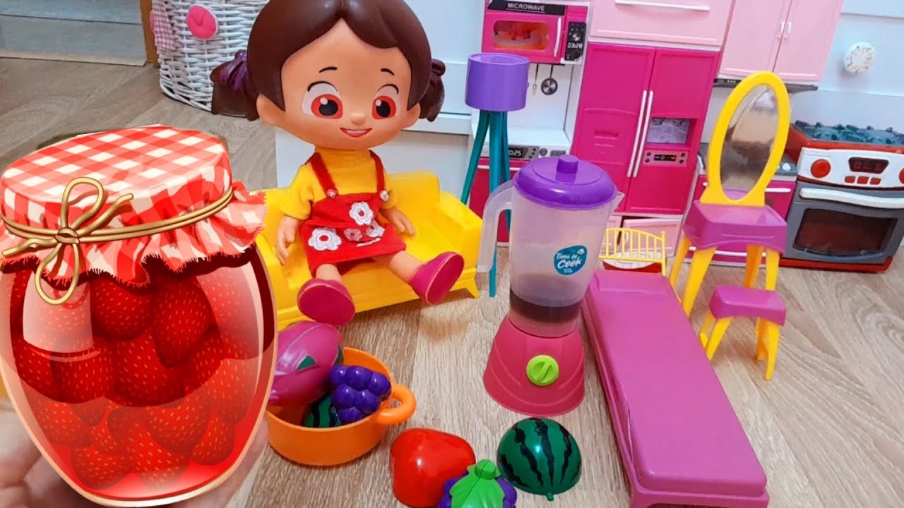 Defne ile oyun vakti,Niloya reçel yapıyor