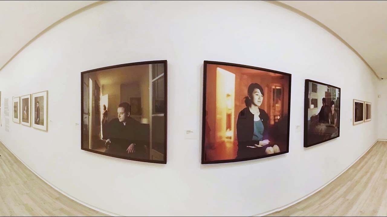 ¡Portraits, the exhibition from our photography collection, in 360º!