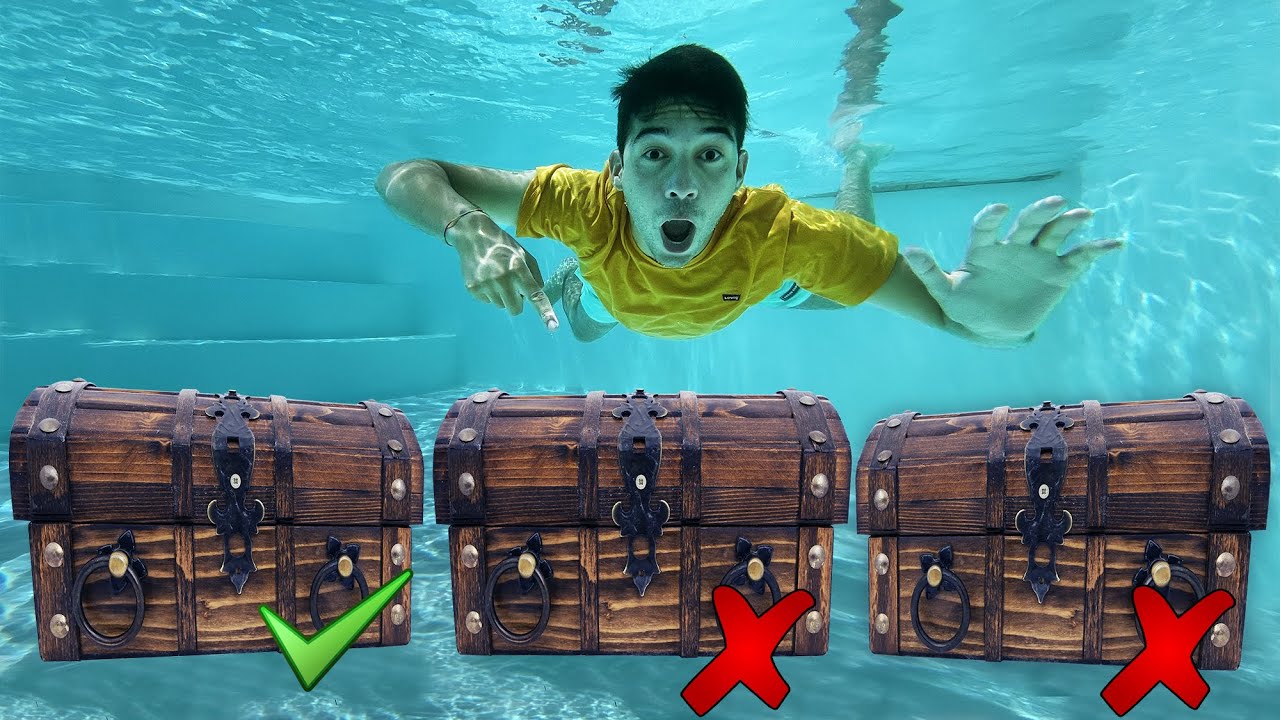 NON SCEGLIERE IL FORZIERE DEL TESORO SBAGLIATO SOTT'ACQUA IN PISCINA CONTRO IL DOTTOR TIMOTI!